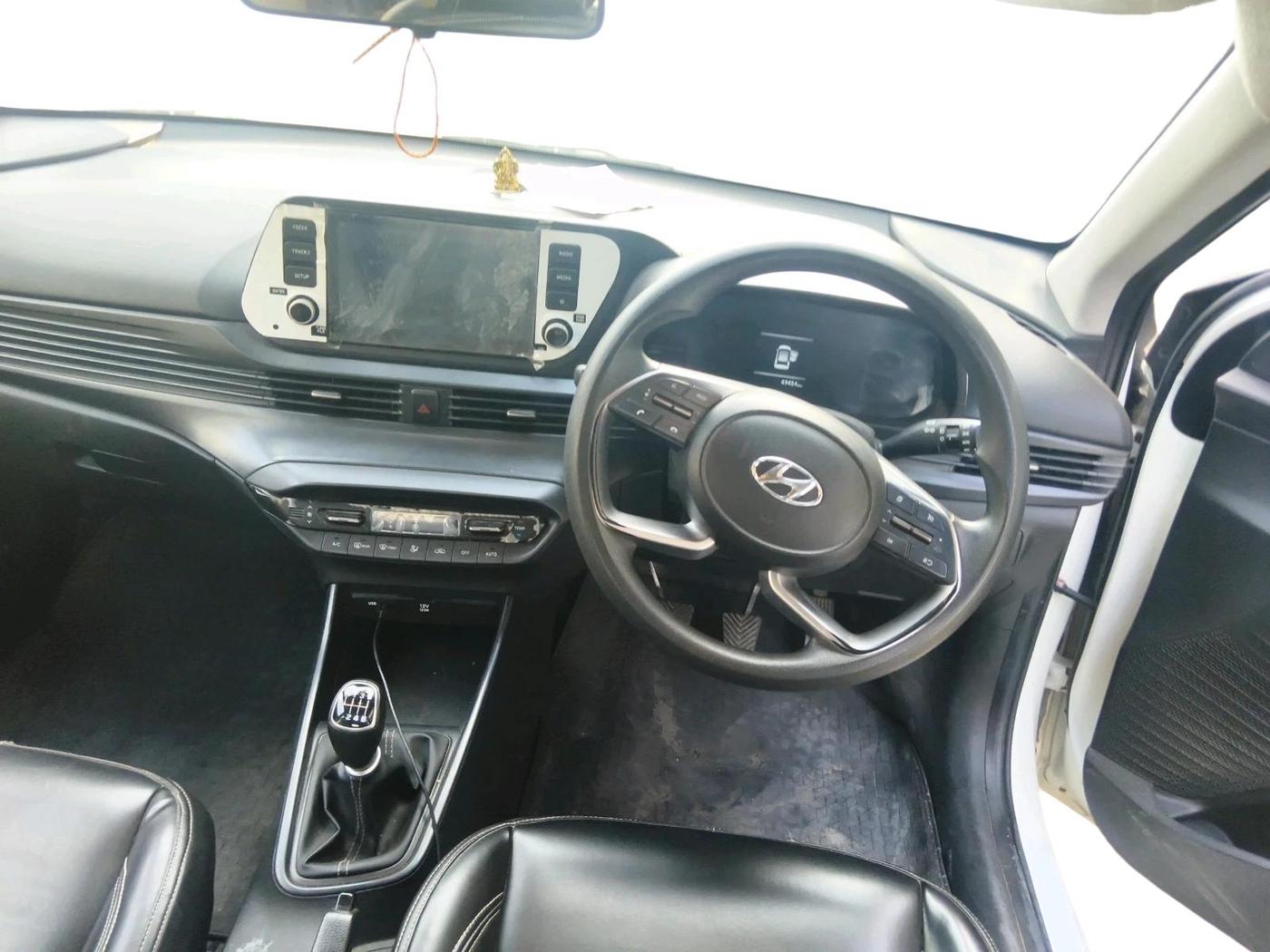 2023 Hyundai NEW I20 SPORTZ 1.5 MT, Diesel, Manual, 49,454 km, interior