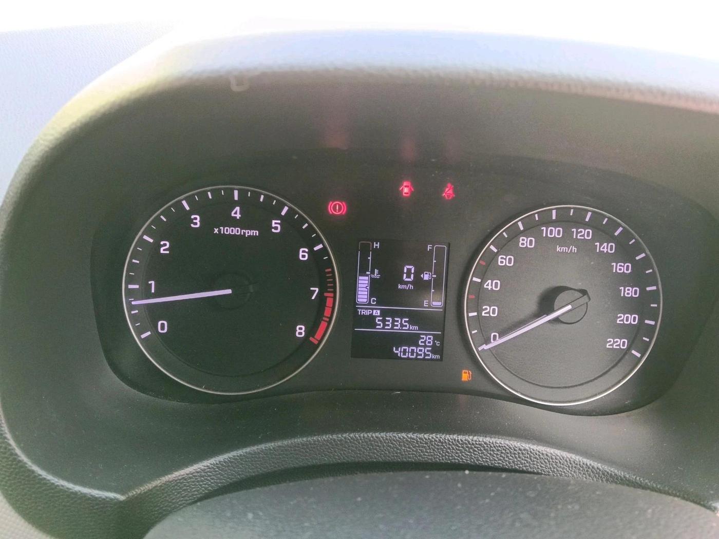 2017 Hyundai Creta E PLUS 1.6 PETROL, Petrol, Manual, 40,095 km, interior