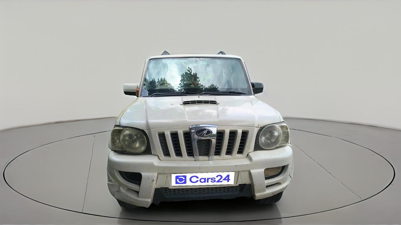 2011 Mahindra Scorpio SLE, Diesel, Manual, 1,47,769 km, exterior