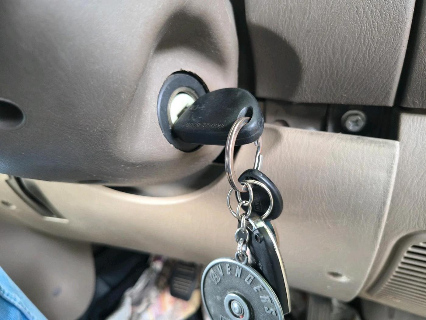 2011 Mahindra Scorpio SLE, Diesel, Manual, 1,47,769 km, interior