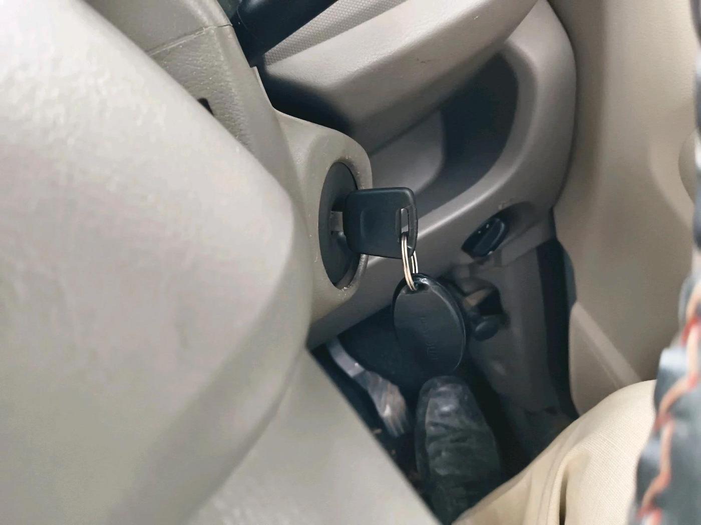 2017 Datsun Redi Go T (O), Petrol, Manual, 30,132 km, interior