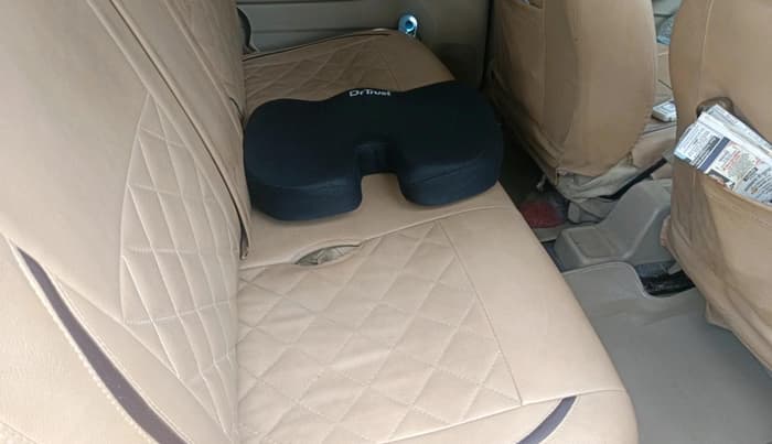 2013 Maruti Ertiga VDI, Diesel, Manual, 1,43,379 km, interior