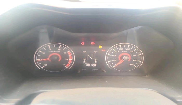 2016 Mahindra Kuv100 K2 D 6 STR, Diesel, Manual, 39,129 km, interior