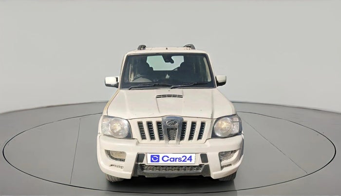 2013 Mahindra Scorpio VLX 2WD, Diesel, Manual, 82,774 km, exterior