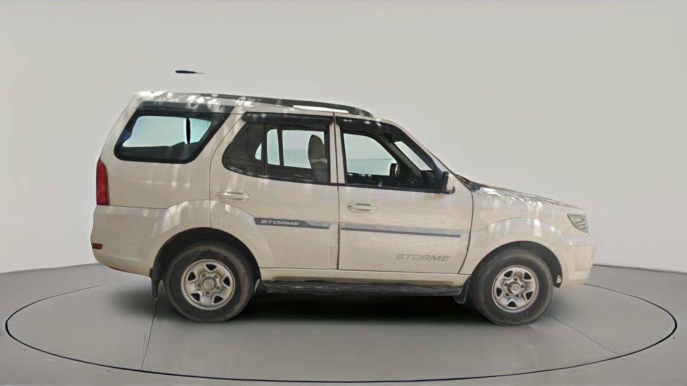 2016 Tata Safari Storme 2.2 EX 4X2, Diesel, Manual, 1,05,731 km, exterior