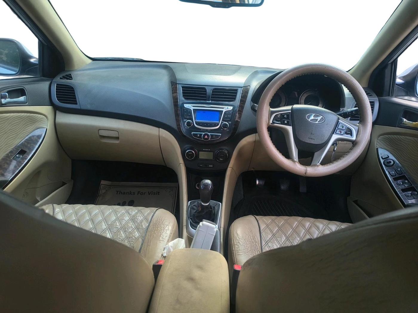 2013 Hyundai Verna FLUIDIC 1.6 CRDI SX, Diesel, Manual, 1,32,660 km, interior
