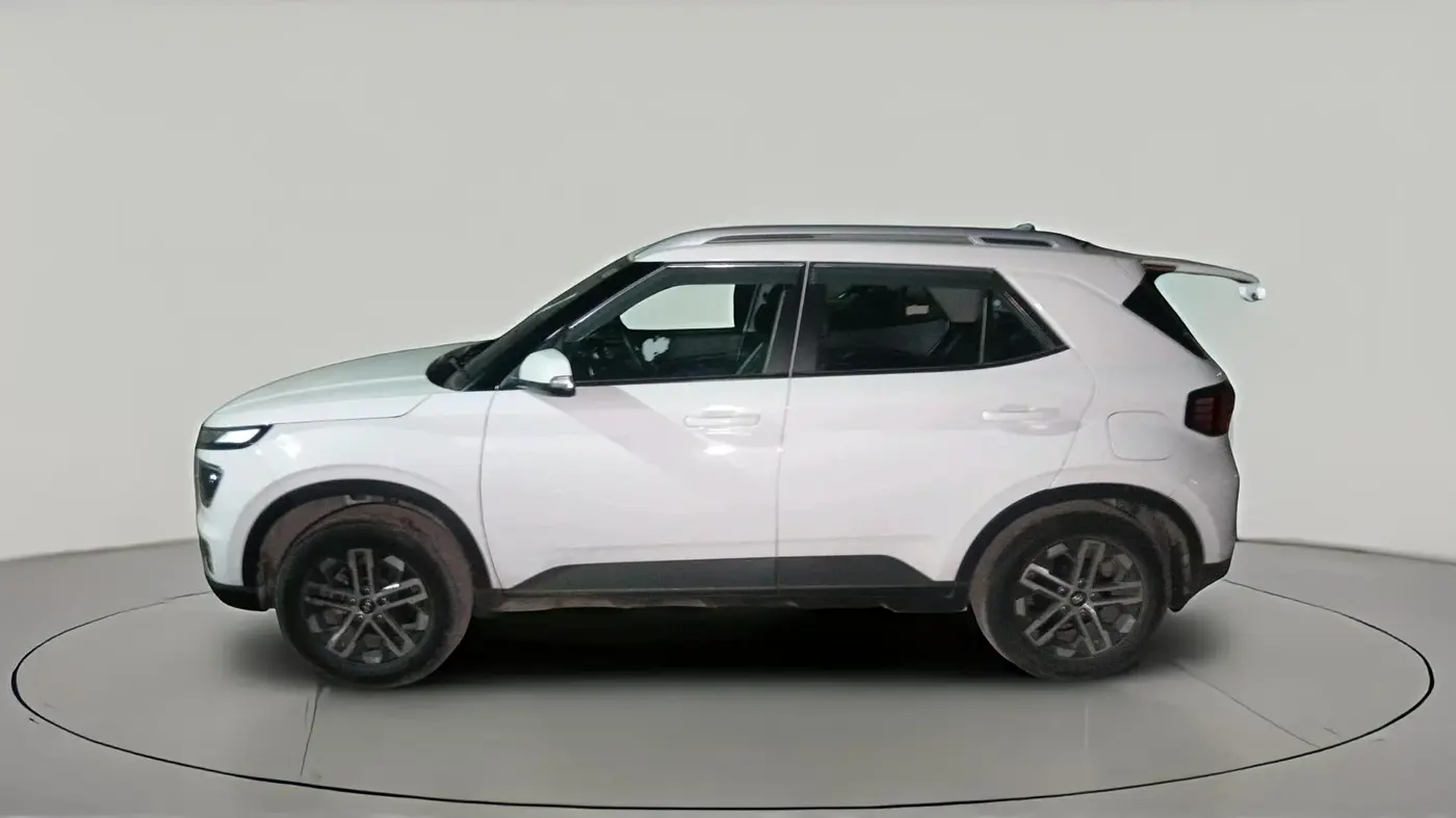 2024 Hyundai VENUE SX 1.5 CRDI, Diesel, Manual, 34,685 km, exterior