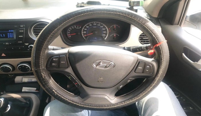 2016 Hyundai Grand i10 SPORTZ 1.2 KAPPA VTVT, Petrol, Manual, 61,735 km, interior