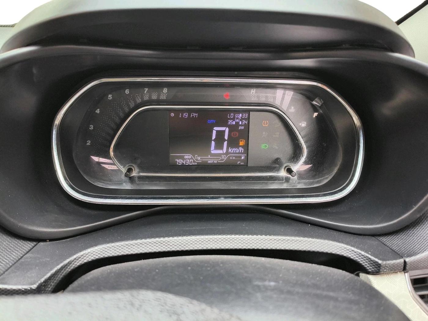 2020 Tata NEXON XZ PLUS PETROL SUNROOF, Petrol, Manual, 79,430 km, interior