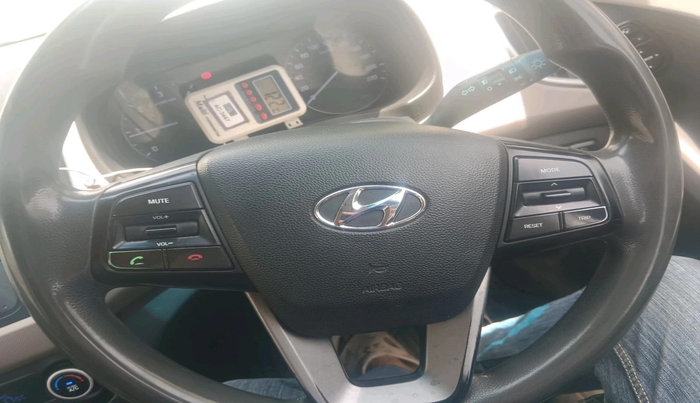 2016 Hyundai Creta SX PLUS 1.6 DIESEL, Diesel, Manual, 1,58,811 km, interior