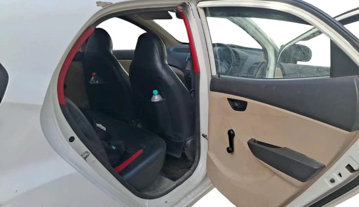 2016 Hyundai Eon ERA +, Petrol, Manual, 87,018 km, interior
