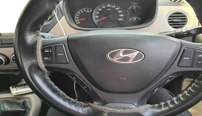 2014 Hyundai Xcent S 1.2, Petrol, Manual, 1,20,810 km, interior