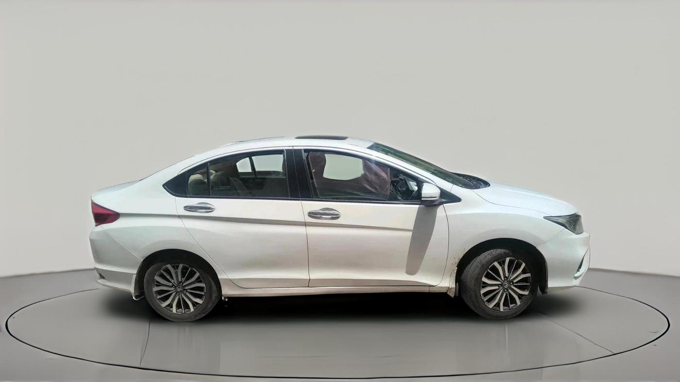 2017 Honda City 1.5L I-VTEC VX, Petrol, Manual, 1,00,917 km, exterior