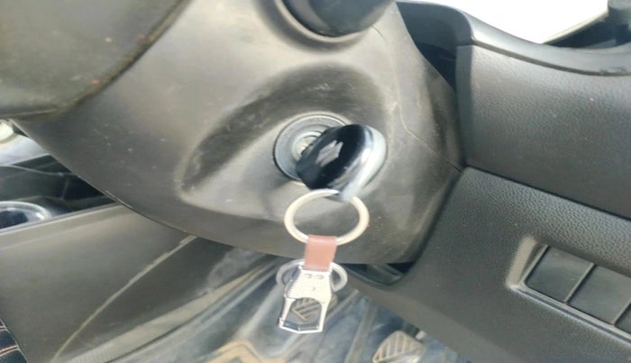 2022 Maruti Swift VXI, Petrol, Manual, 1,14,249 km, interior