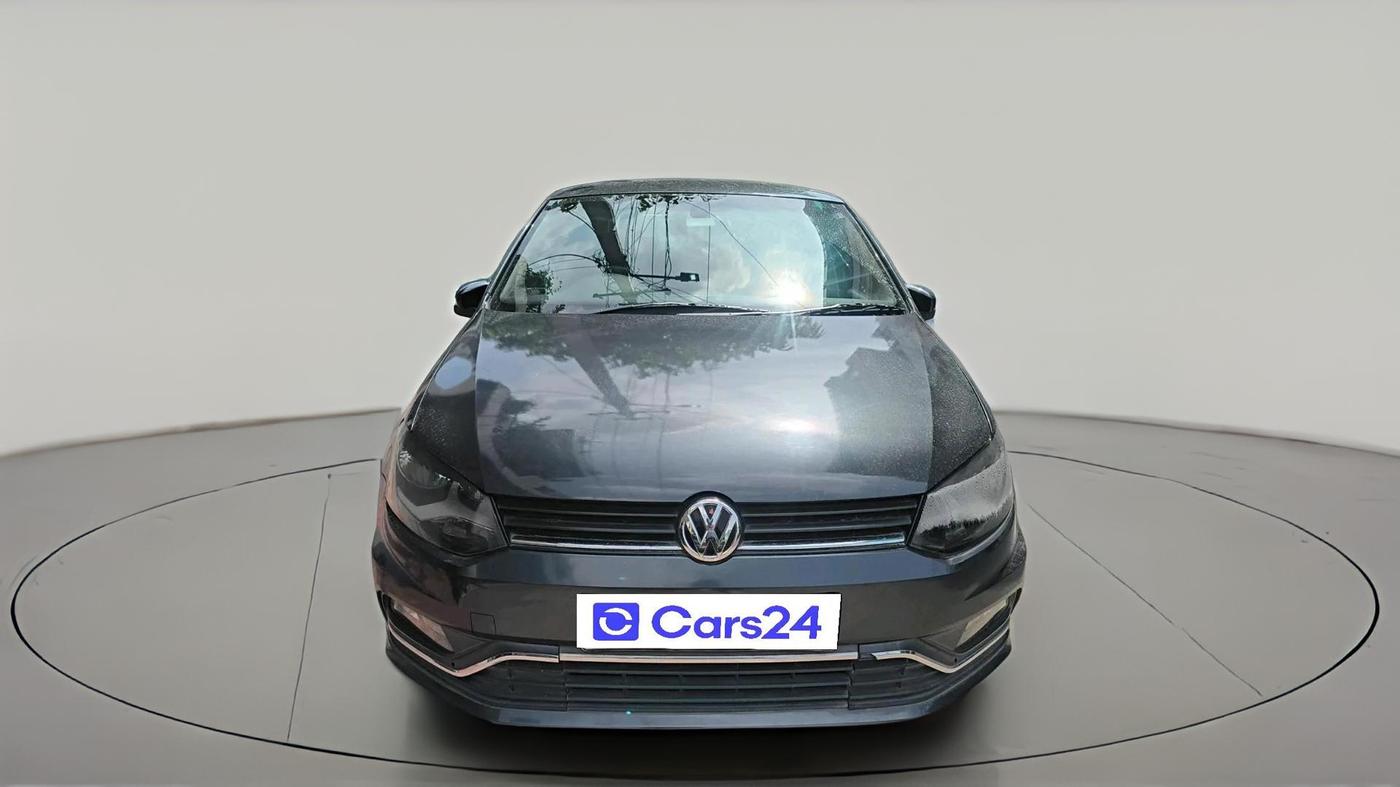 2016 Volkswagen Ameo HIGHLINE1.2L, Petrol, Manual, 1,20,066 km, exterior