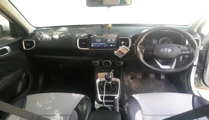 2021 Hyundai VENUE SX 1.0 TURBO, Petrol, Manual, 13,186 km, interior