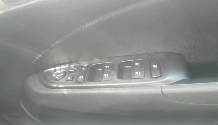 2021 Hyundai VENUE SX 1.0 TURBO, Petrol, Manual, 13,186 km, interior