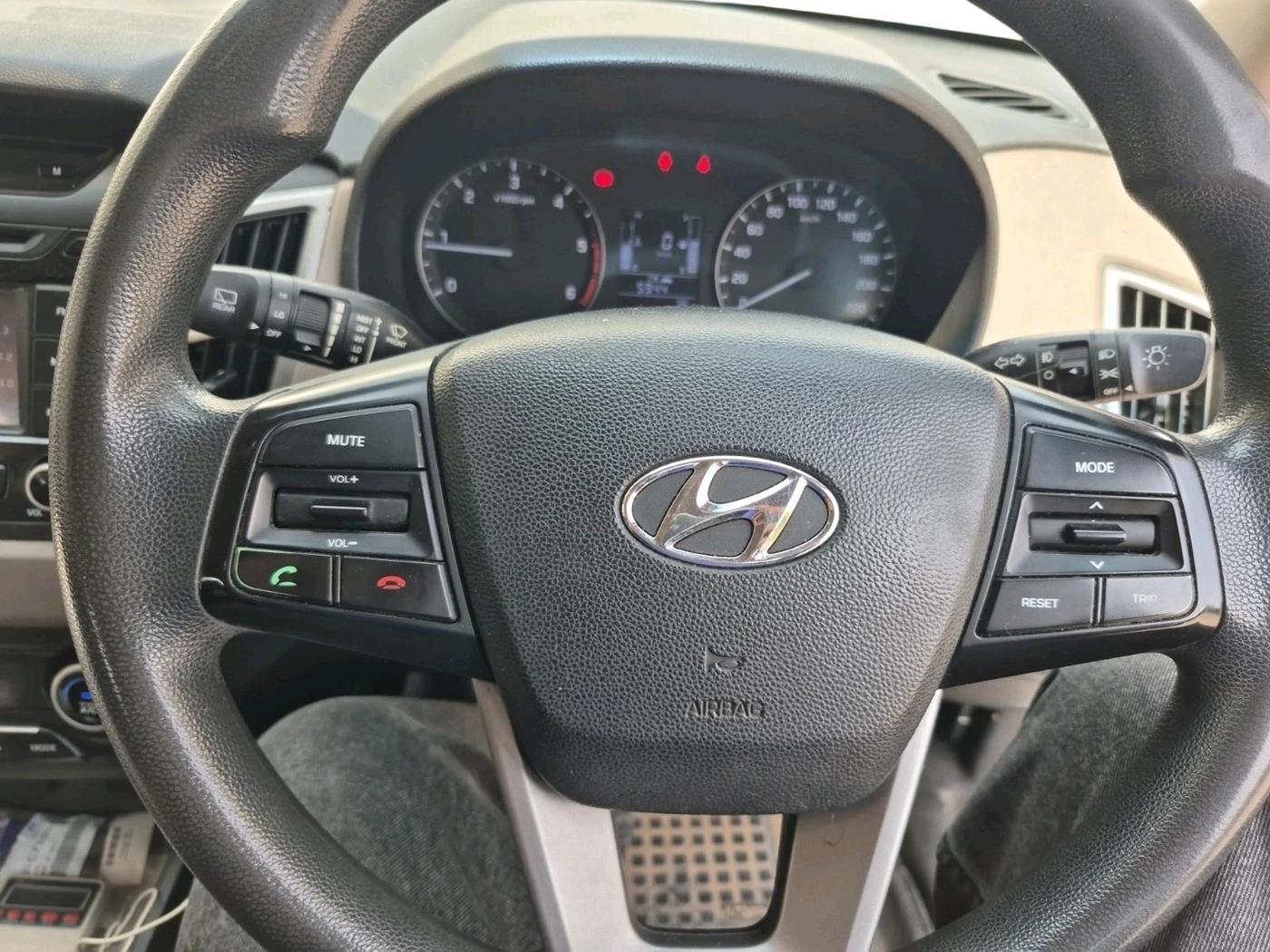 2015 Hyundai Creta SX 1.6 DIESEL, Diesel, Manual, 1,03,626 km, interior