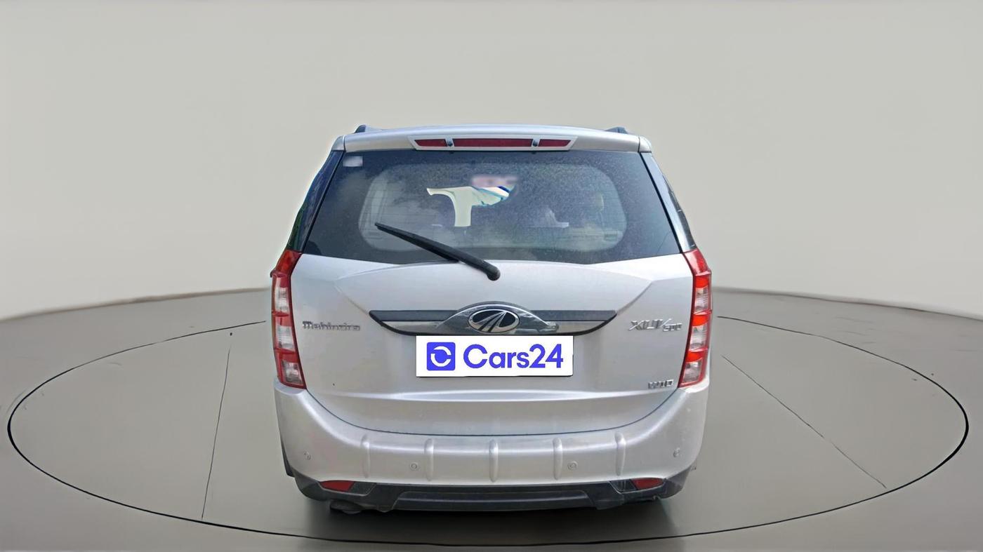 2016 Mahindra XUV500 W10 1.99, Diesel, Manual, 1,03,816 km, exterior
