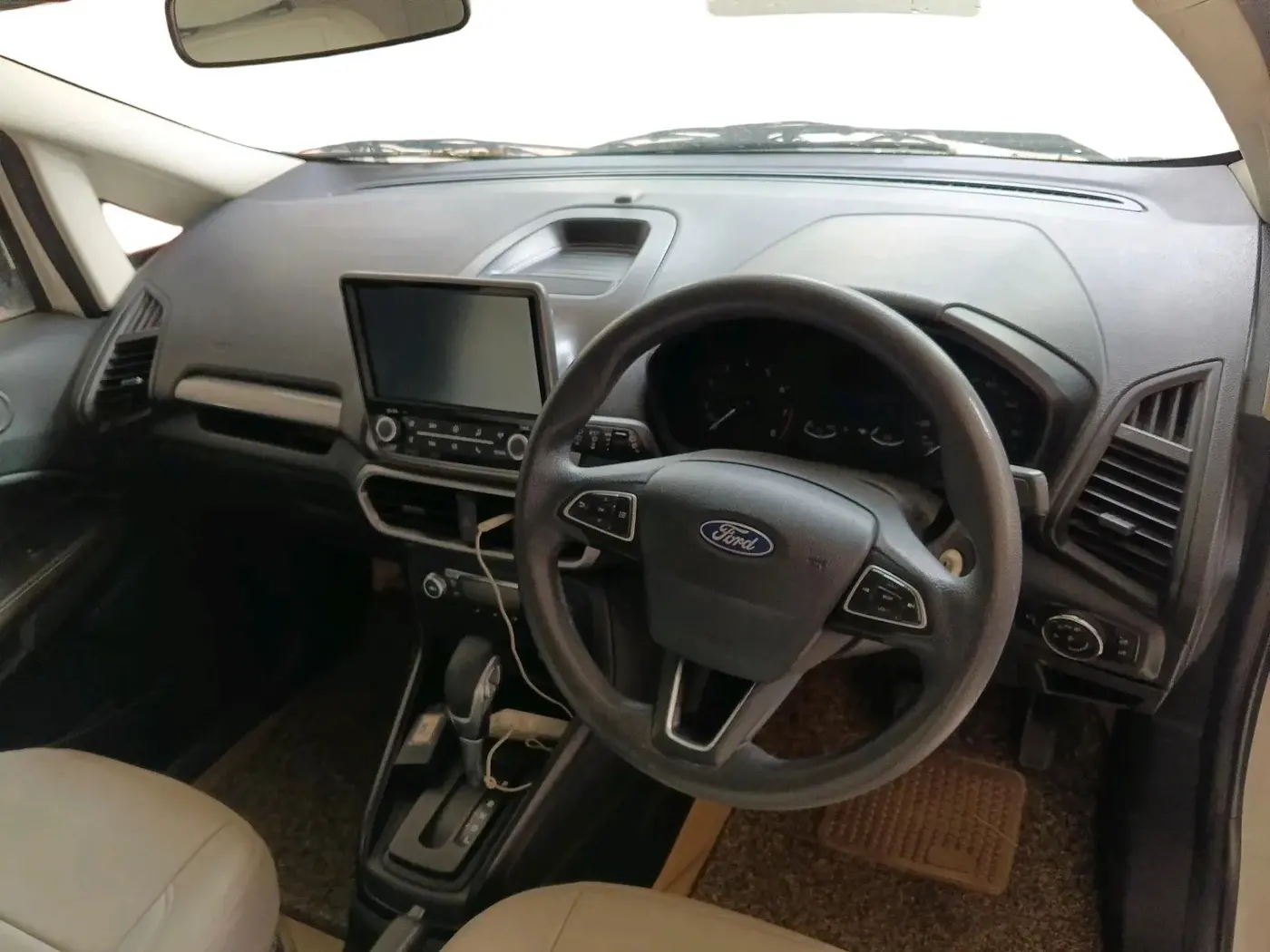 2018 Ford Ecosport TREND + 1.5L PETROL AT, Petrol, Automatic, 1,00,702 km, interior
