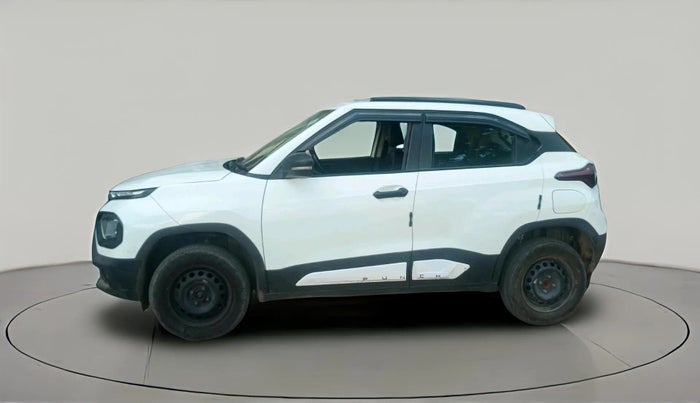 2024 Tata PUNCH PURE MT CNG, CNG, Manual, 40,683 km, exterior