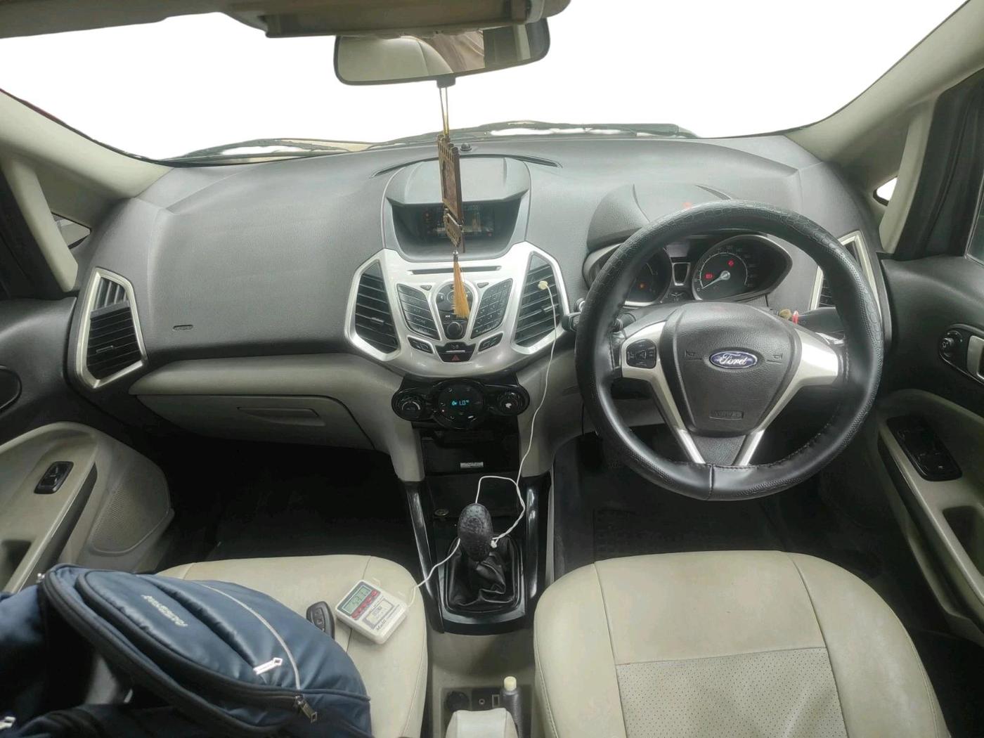 2015 Ford Ecosport TITANIUM 1.5L DIESEL, Diesel, Manual, 91,958 km, interior