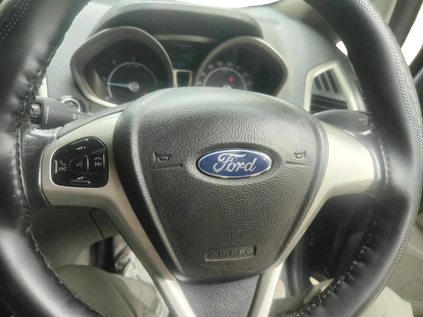 2015 Ford Ecosport TITANIUM 1.5L DIESEL, Diesel, Manual, 91,958 km, interior