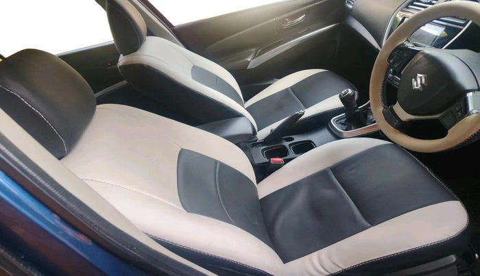 2017 Maruti S Cross ALPHA 1.3, Diesel, Manual, 1,02,877 km, interior