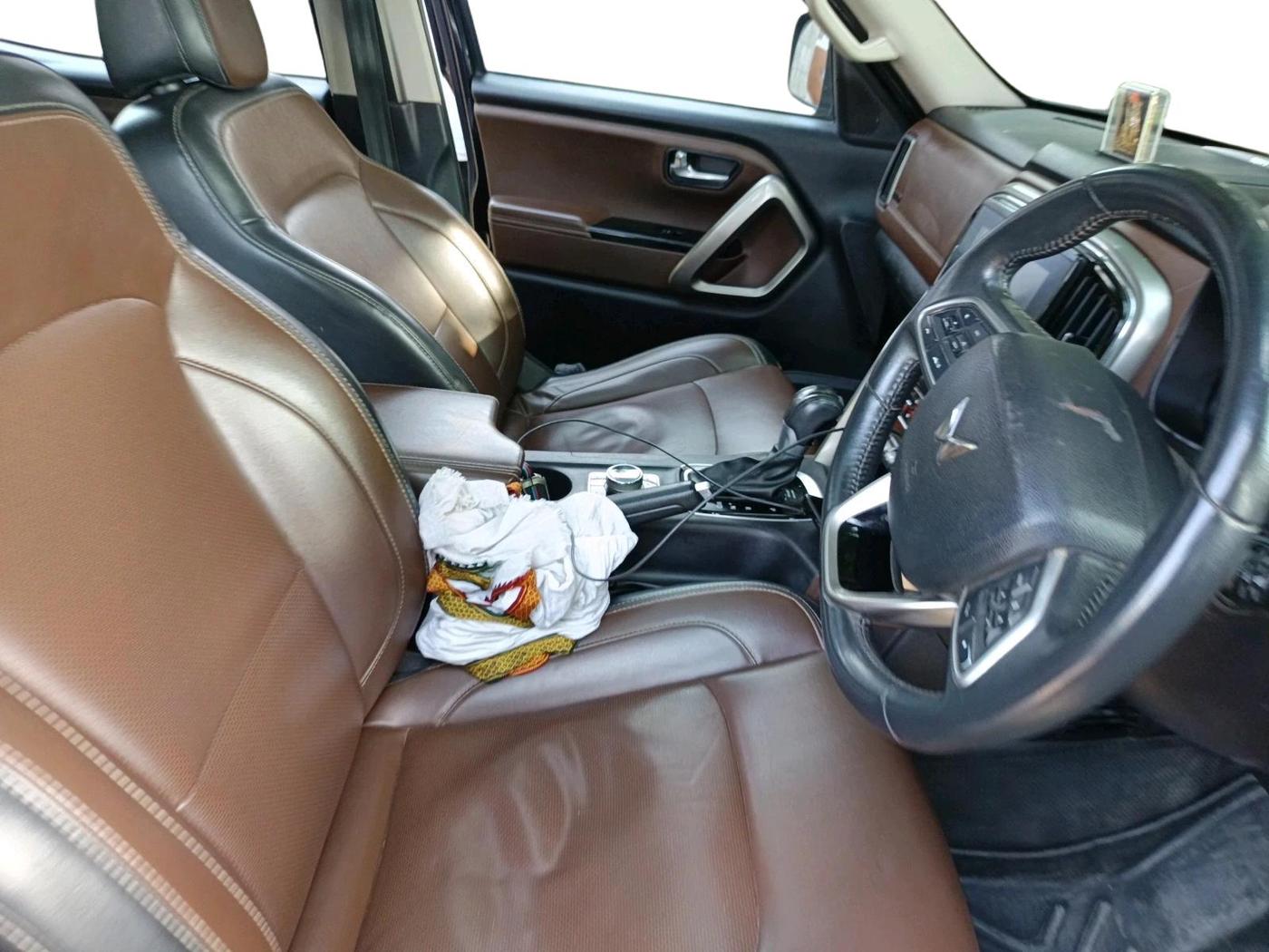 2023 Mahindra SCORPIO-N Z8 L DIESEL AT 4WD 7 STR, Diesel, Automatic, 66,142 km, interior
