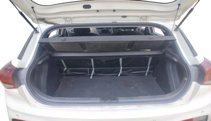 2018 Hyundai Elite i20 ASTA 1.2, Petrol, Manual, 75,239 km, exterior