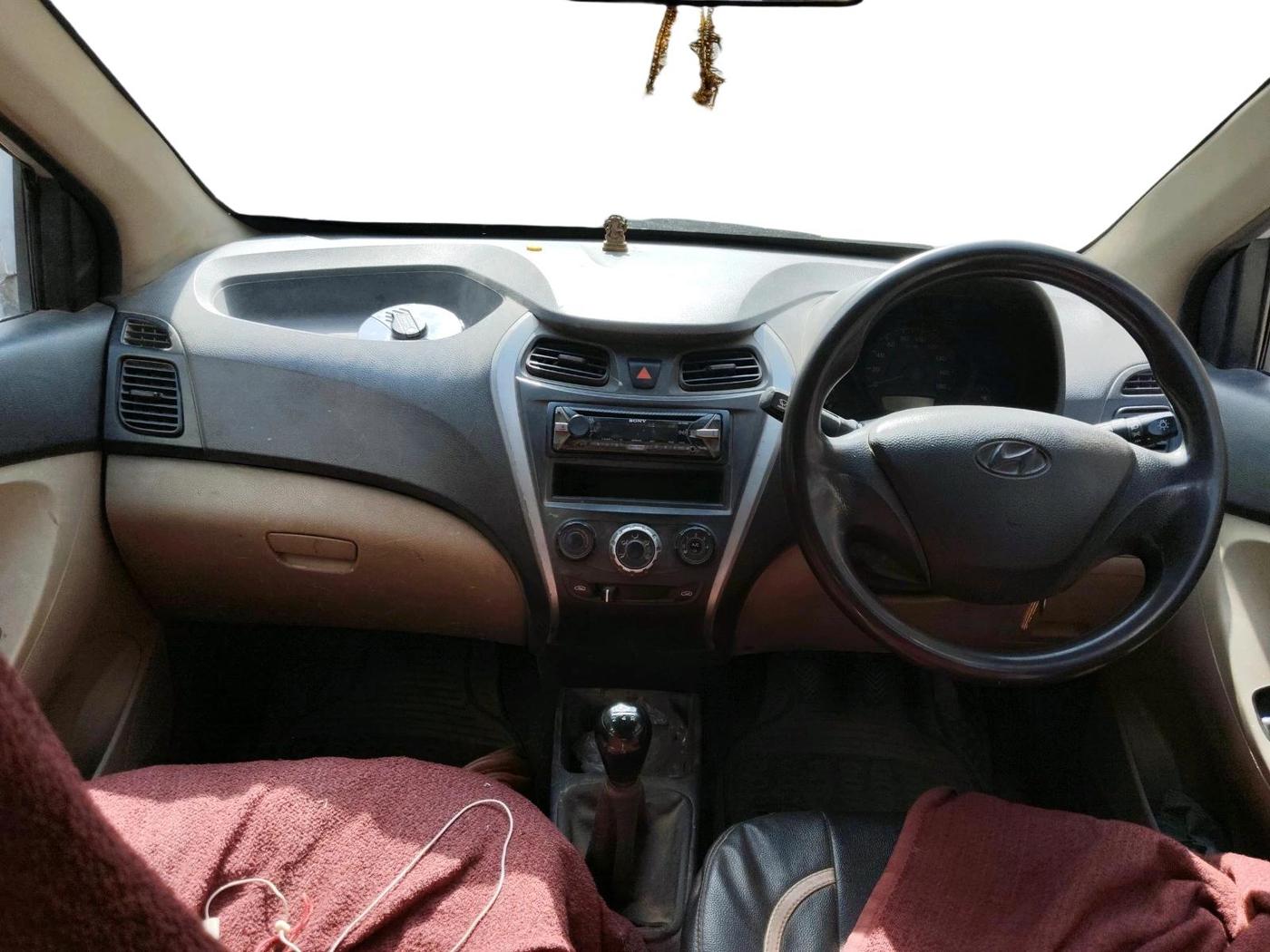 2013 Hyundai Eon ERA +, Petrol, Manual, 1,43,870 km, interior