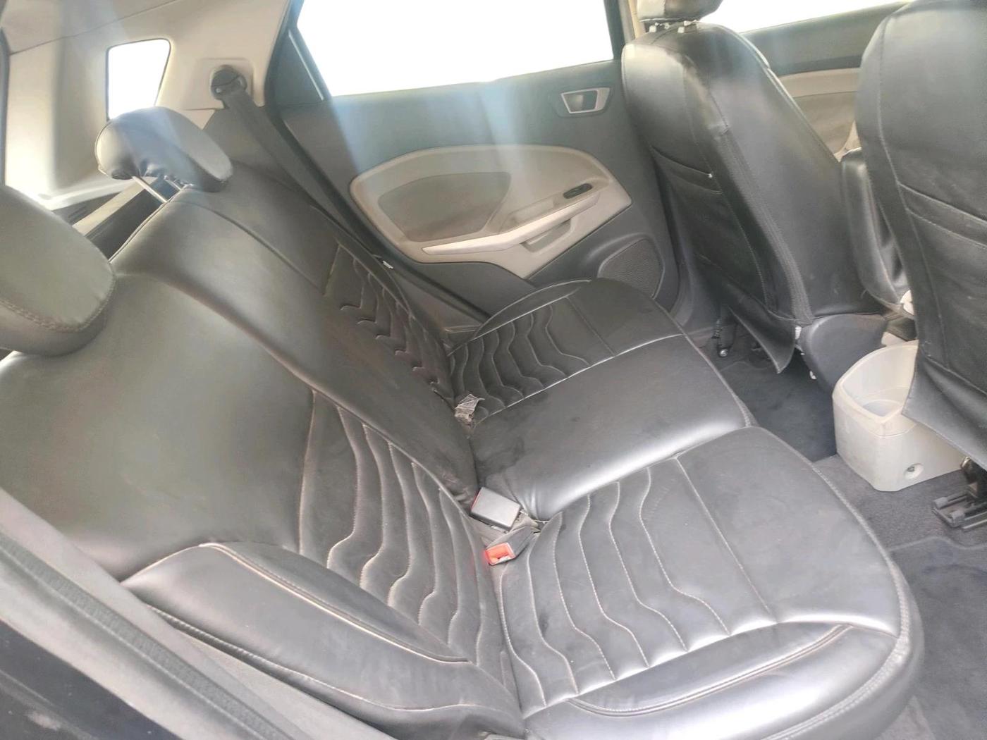 2013 Ford Ecosport TITANIUM 1.5L DIESEL, Diesel, Manual, 2,02,715 km, interior