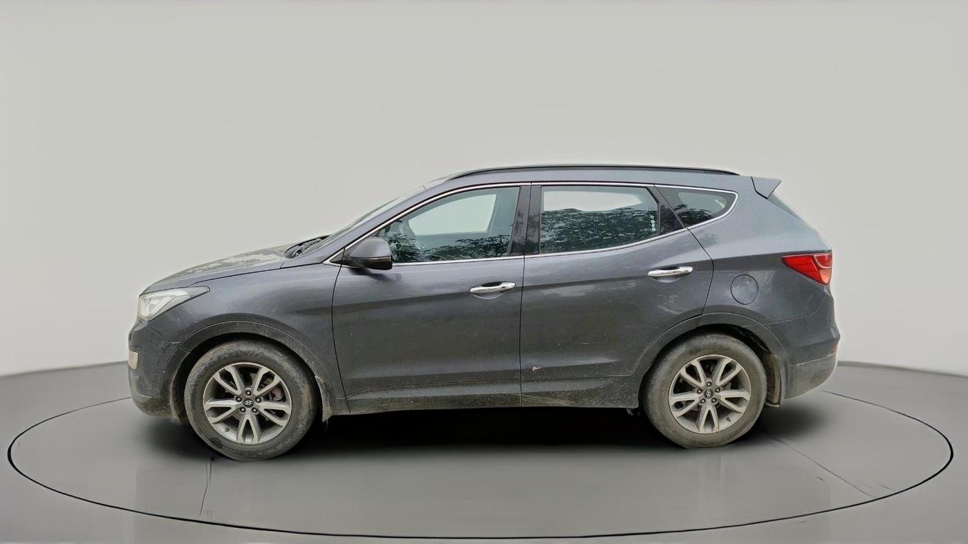 2014 Hyundai Santa Fe 4 WD AT, Diesel, Automatic, 2,14,903 km, exterior