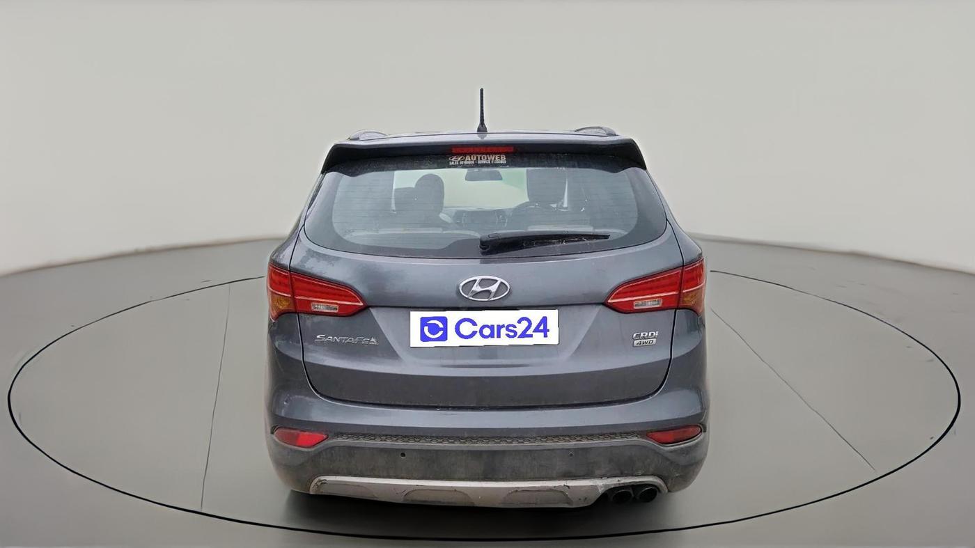 2014 Hyundai Santa Fe 4 WD AT, Diesel, Automatic, 2,14,903 km, exterior
