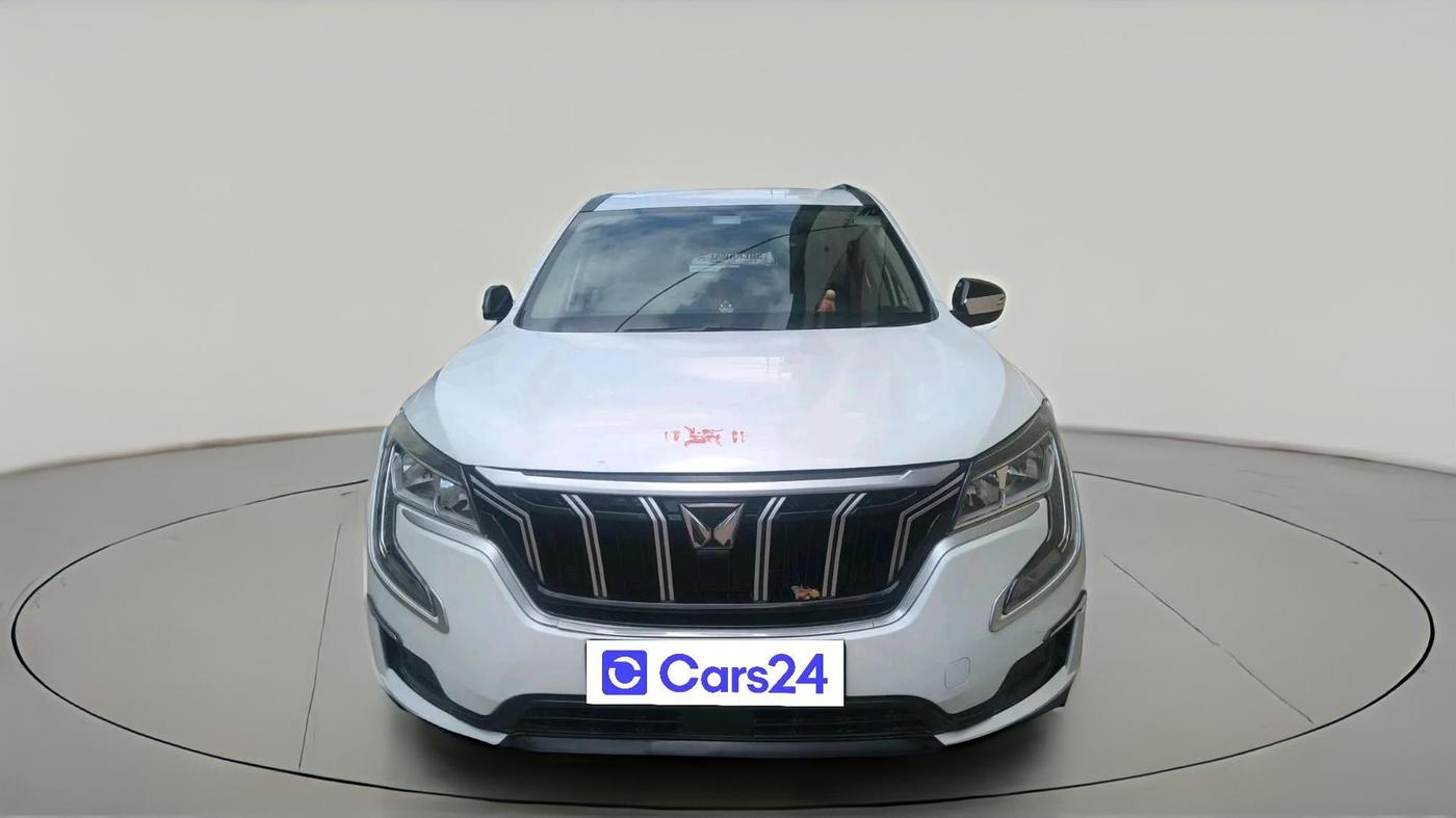 2022 Mahindra XUV700 MX P MT 5 STR, Petrol, Manual, 33,178 km, exterior