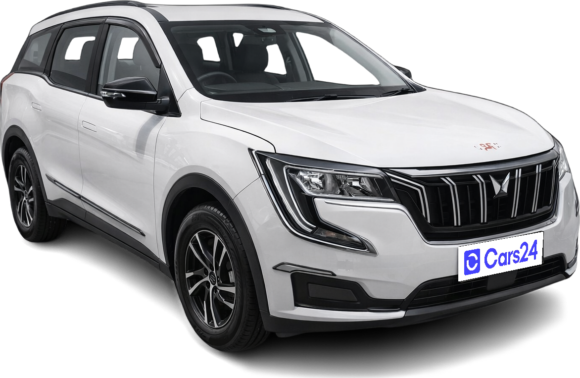 2022 Mahindra XUV700 - SUV - Petrol - Manual - ₹8.87 lakh