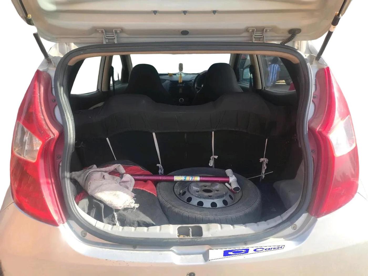 2016 Hyundai Eon ERA +, Petrol, Manual, 1,12,506 km, exterior