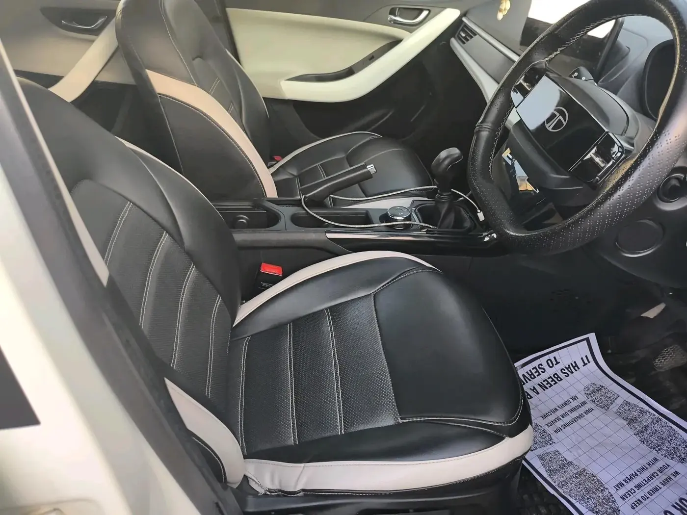 2023 Tata NEXON CREATIVE + SUNROOF 1.5 DIESEL, Diesel, Manual, 69,563 km, interior