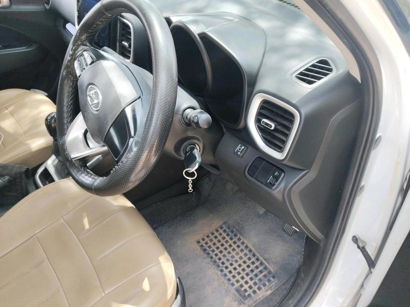 2021 Hyundai VENUE S 1.2, CNG, Manual, 48,636 km, interior