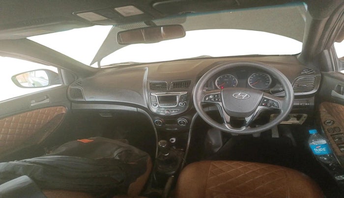 2016 Hyundai Verna 1.6 VTVT S, Petrol, Manual, 1,52,264 km, interior