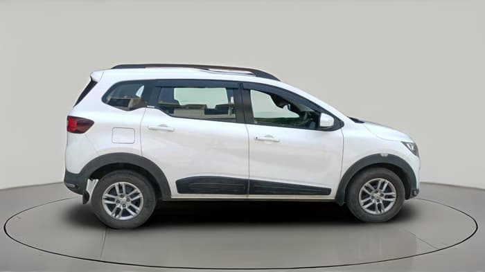 2020 Renault TRIBER RXT, Petrol, Manual, 35,057 km, exterior