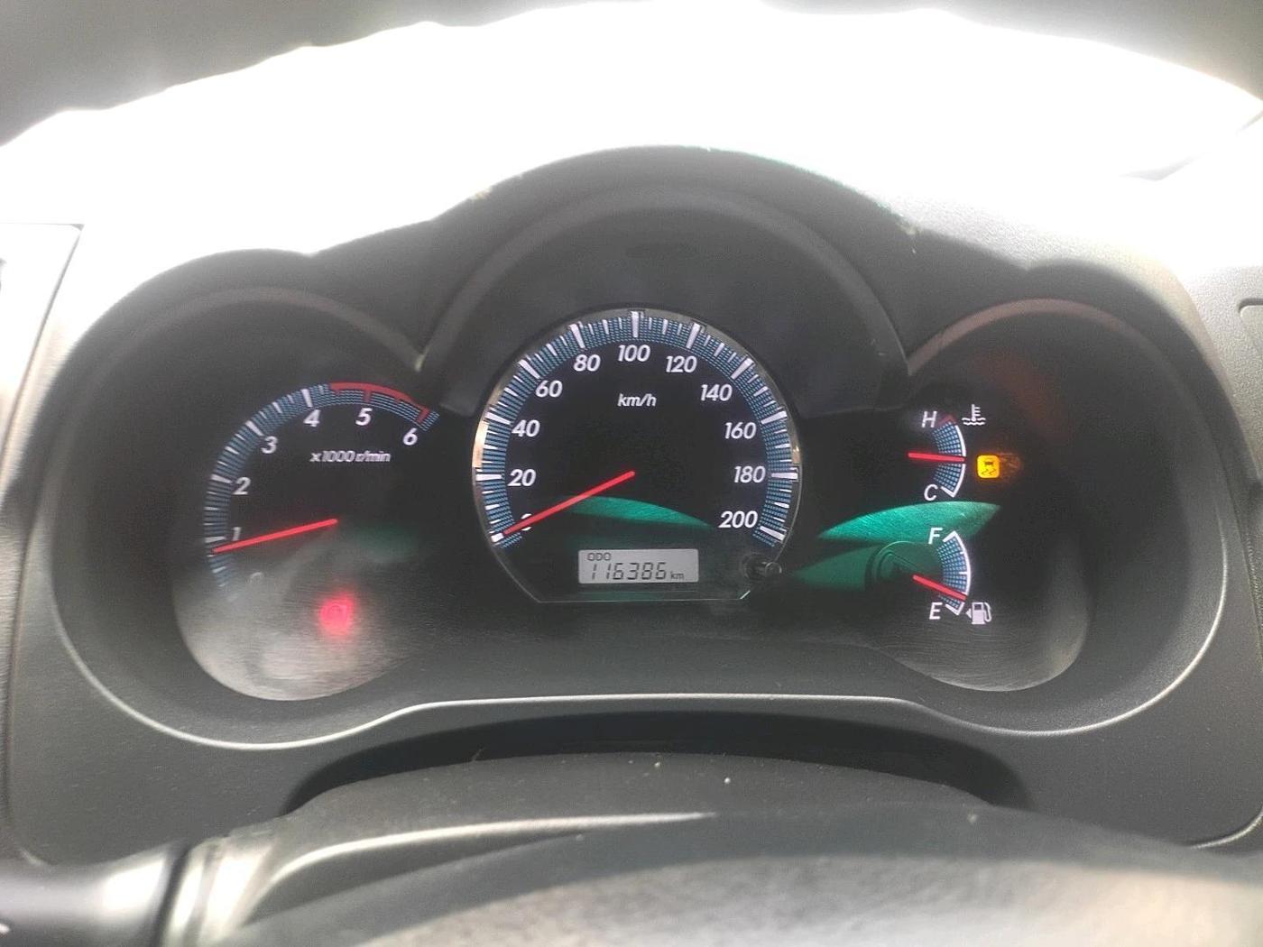 2015 Toyota Fortuner 3.0 4X4 MT, Diesel, Manual, 1,16,386 km, interior