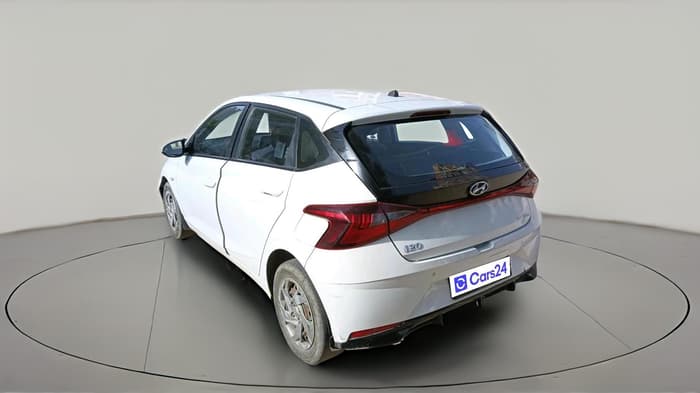 2021 Hyundai NEW I20 MAGNA 1.2 MT, CNG, Manual, 1,21,252 km, exterior
