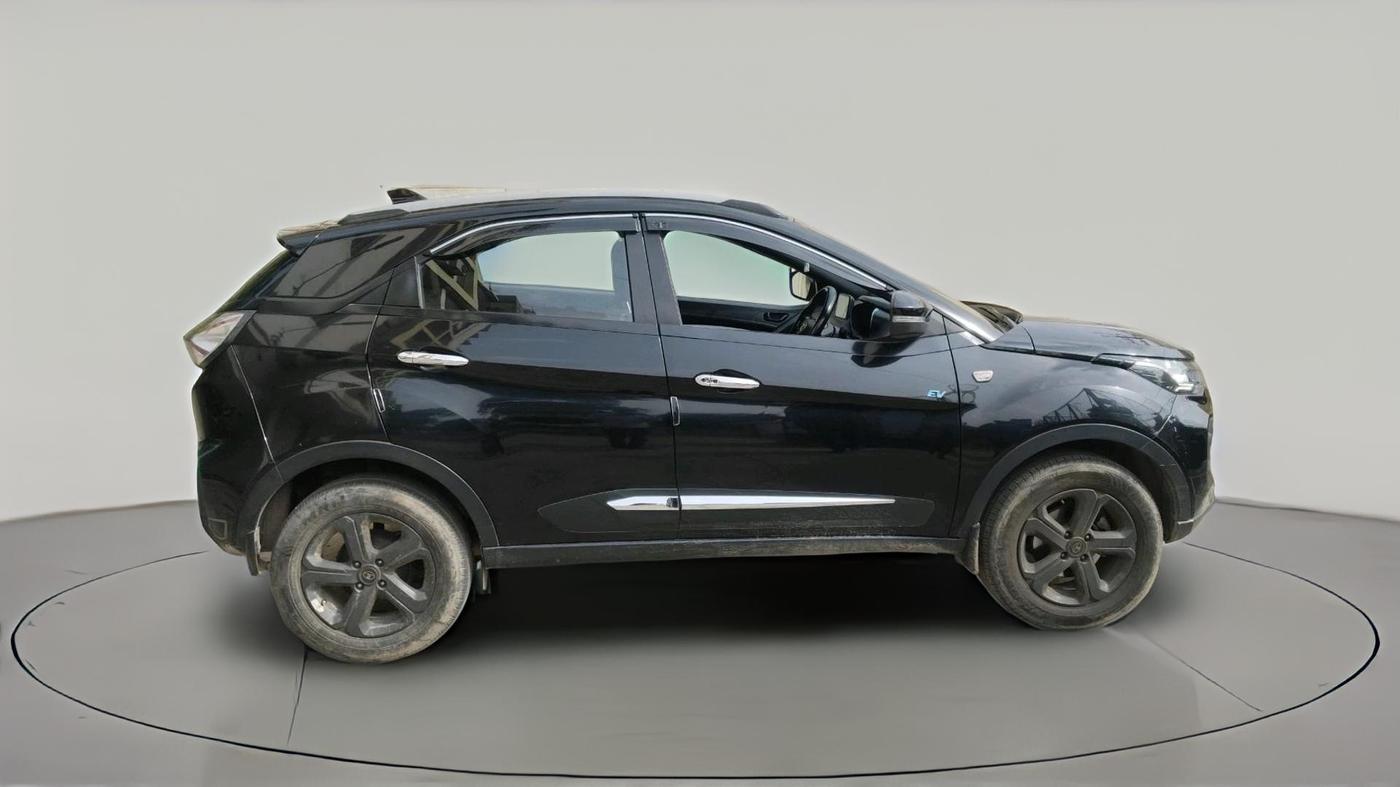 2022 Tata NEXON EV XZ PLUS DARK EDITION, Electric, Automatic, 97,803 km, exterior