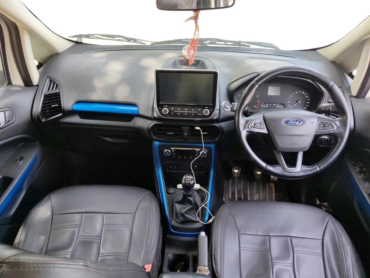 2018 Ford Ecosport TITANIUM 1.5L SIGNATURE EDITION (SUNROOF) PETROL, CNG, Manual, 1,26,590 km, interior