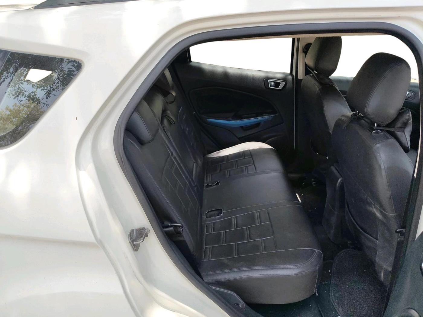 2018 Ford Ecosport TITANIUM 1.5L SIGNATURE EDITION (SUNROOF) PETROL, CNG, Manual, 1,26,590 km, interior