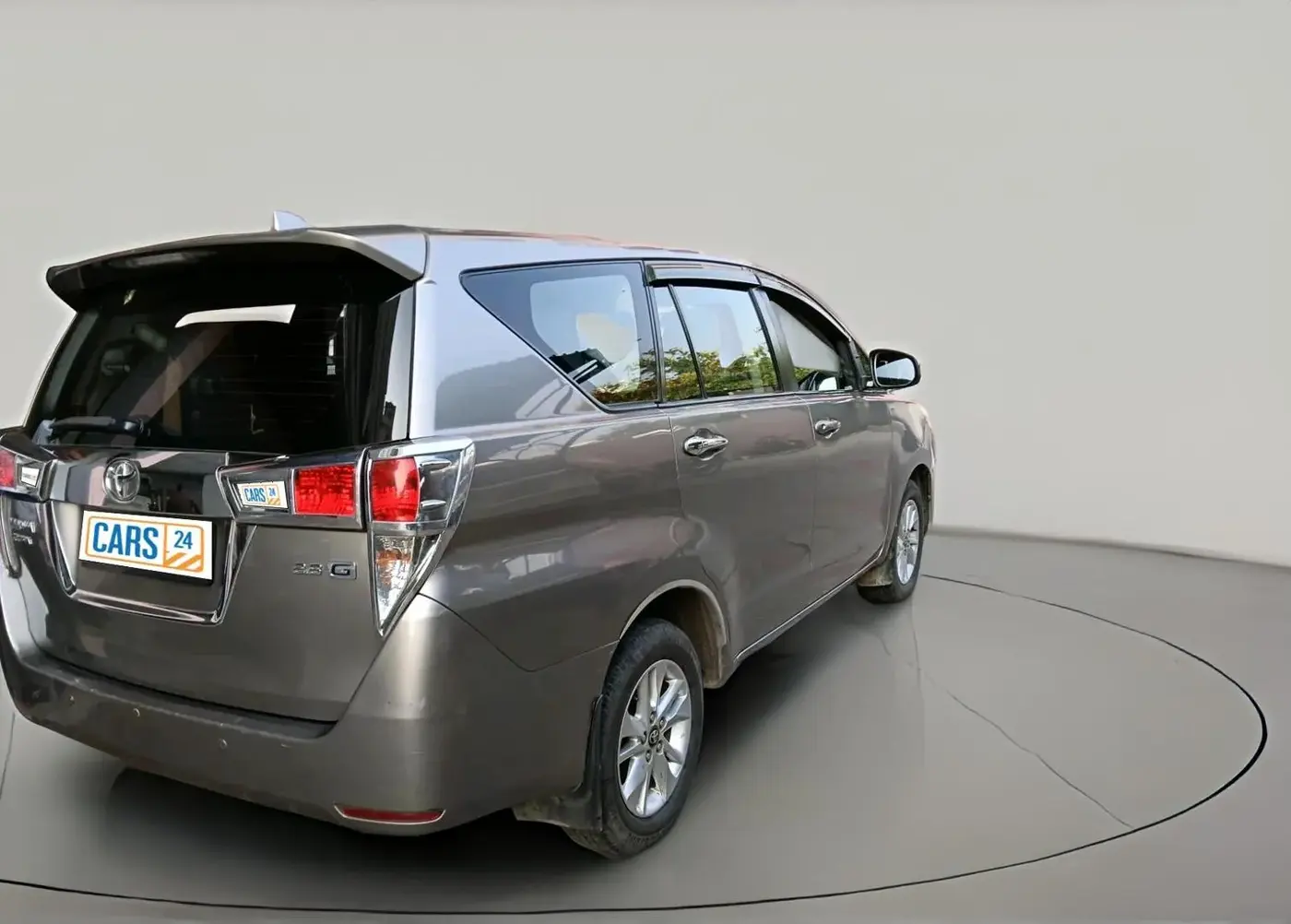 2018 Toyota Innova Crysta 2.8 GX AT 7 STR, Diesel, Automatic, 3,50,000 km, exterior