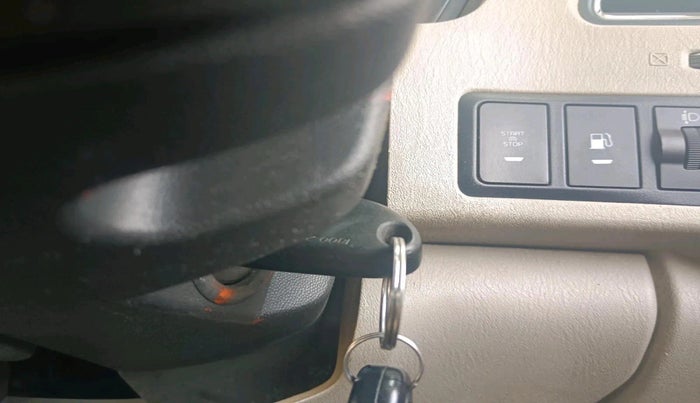 2018 Mahindra Scorpio S7, Diesel, Manual, 99,844 km, interior