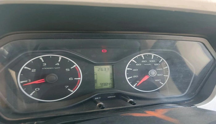 2018 Mahindra Scorpio S7, Diesel, Manual, 99,844 km, interior
