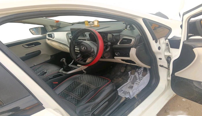 2022 Tata ALTROZ XZ PETROL, Petrol, Manual, 20,907 km, interior